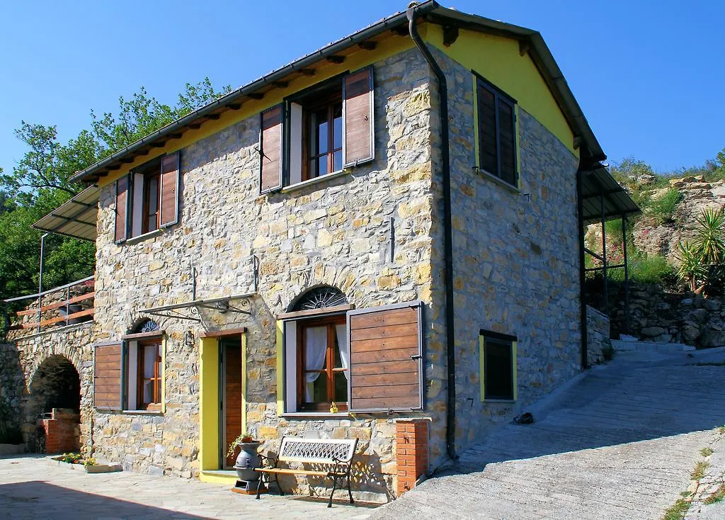 Case Natura Pontedassio Holiday home